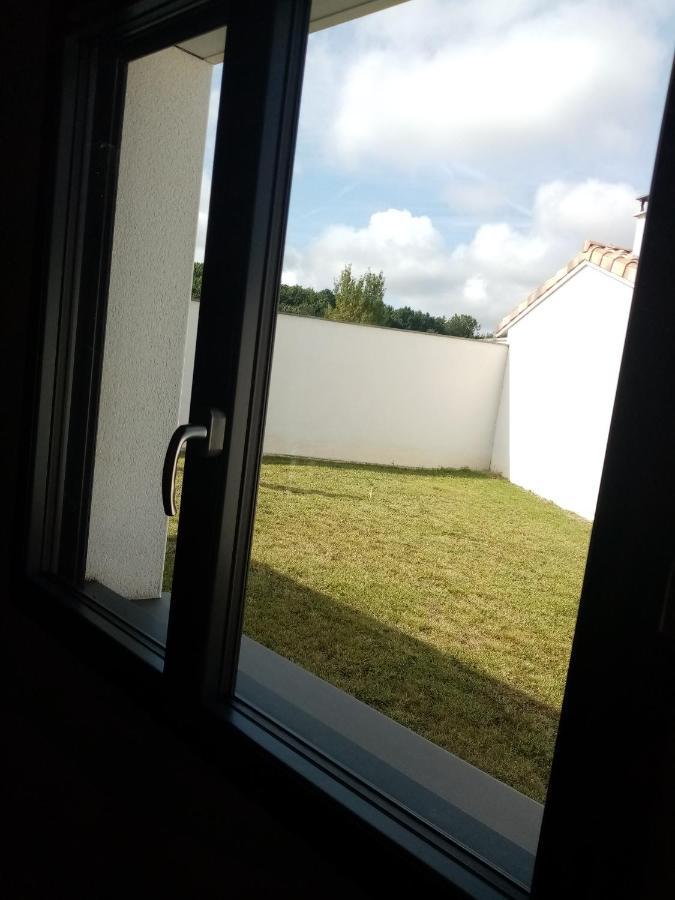 Bed and Breakfast Un Air De Campagne Montauban Esterno foto