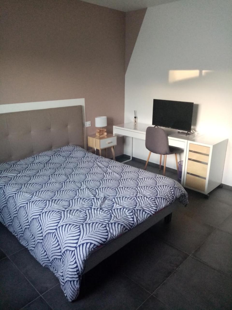 Bed and Breakfast Un Air De Campagne Montauban Esterno foto